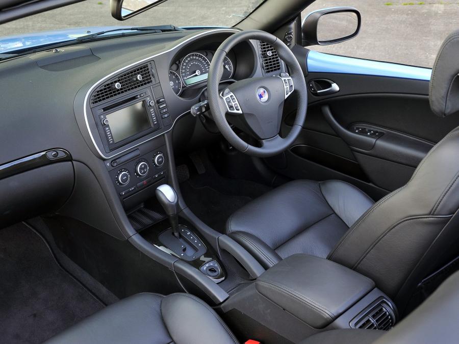  Saab 9-3 Aero Convertible 2008 года  (UK) (фото 15 из 19)